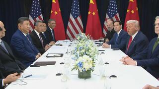 【速報】トランプ大統領と習近平国家主席の首脳会談始まる　立ったまま握手、撮影に応じる| TBS CROSS DIG with Bloomberg
