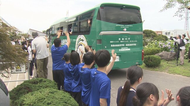 夏の甲子園に2年ぶりに出場の「青森山田ナイン」関西に向けて出発! 新キャプテンのもと「粘り強い野球」に磨きをかけて一戦必勝で全国制覇目指す【高校野球】|TBS NEWS DIG