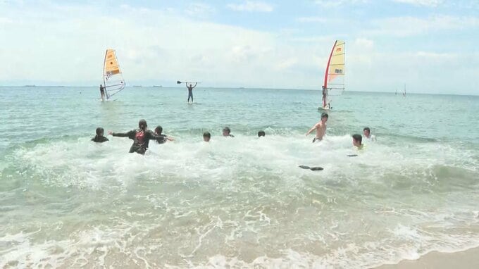 マリンスポーツで夏を満喫　住吉浜リゾートパークで海開き　|　大分のニュース｜OBS NEWS｜大分放送