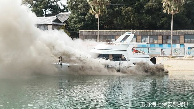 牛窓海水浴場沖で「プレジャーモーターボート」が炎上　乗組員3人は救助され無事【岡山】|TBS NEWS DIG
