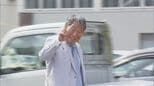 ピースサインで裁判所へ 選挙直前に｢菓子折り｣配った公職選挙法違反の罪 岐阜･本巣市議が初公判で起訴内容を否認 ｢違法行為に当たるのかは大きな疑問｣|TBS NEWS DIG