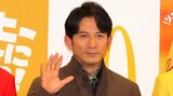 【 岡田准一 】　上京して安心できる場所が「マクドだった」　「たくろう」と初共演し師匠のように教える|TBS NEWS DIG