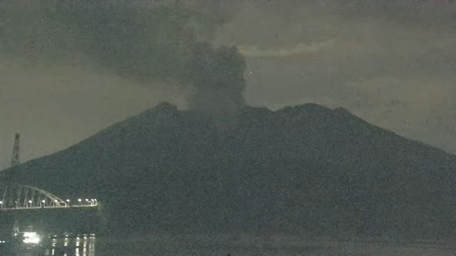 桜島で連続噴火あいつぐ　噴煙１７００ｍ【今夜～28日の降灰予報】鹿児島|TBS NEWS DIG