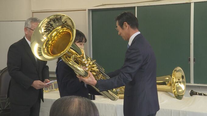 ＵＢＥクラシックコンサート入場料収入で中学校に楽器を贈呈　山口県宇部市　|　山口のニュース・天気・防災｜tys NEWS｜ｔｙｓテレビ山口