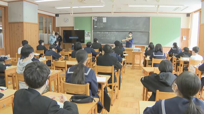 「大変厳しい環境だが、学びを続けられるよう支援したい」盛山文部科学大臣 中学生集団避難の施設など視察　|　石川県のニュース｜MRO北陸放送