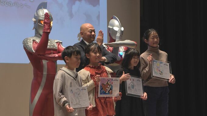 ウルトラマンも登場！空想の力を楽しむ「すかがわ空想フェス」　|　福島のニュース│TUF