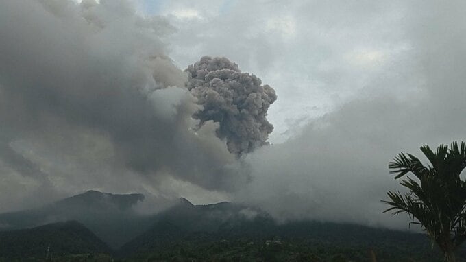 インドネシア・スマトラ島大規模噴火、犠牲者22人に  依然1人行方不明|TBS NEWS DIG