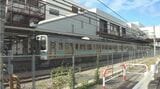 駅のホームで60代男性を転落させ大けがをさせた傷害の罪　男が起訴内容を認める　男性は生涯介護が必要な状態　甲府地裁|TBS NEWS DIG