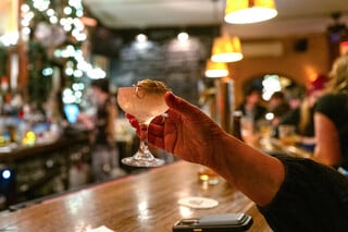アルコール離れ続く米国、業界が探る回復シナリオ－若者の変化に商機| TBS CROSS DIG with Bloomberg
