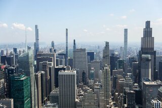 雇用軟化でもFRBはなお利上げ必要、ECBは停止の可能性－エコノミスト| TBS CROSS DIG with Bloomberg