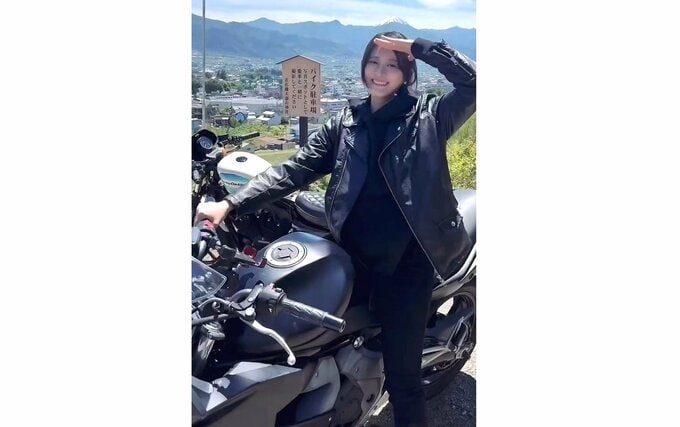 【 彩雪 】　バイクと笑顔ショット　「免許取って本当によかった！これからもいろんなところに行きたい！」|TBS NEWS DIG