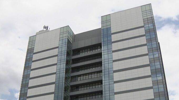 保育園で“水まき中”の事故 当時5歳の園児がぶつかり重体に 今も介助が必要 第三者委員会が報告 複数人での保育徹底を提言 頭を打った「園庭の地盤の硬さ」の再確認も 愛知・一宮市　|　名古屋・愛知・岐阜・三重のニュース【CBC news】 | CBC web