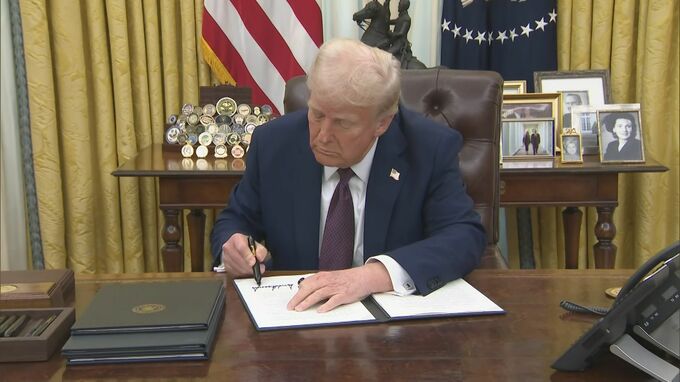 トランプ大統領　暗号資産利用とAI開発促進で大統領令に署名　規制重視のバイデン政権から大きく方針転換|TBS NEWS DIG
