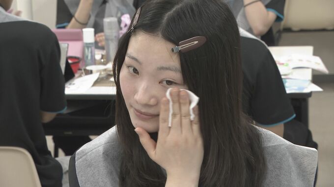 “第一印象は会って6～7秒で決まる”就職活動を前に…専門学校で身だしなみの特別授業　|　山口のニュース・天気・防災｜tys NEWS｜ｔｙｓテレビ山口