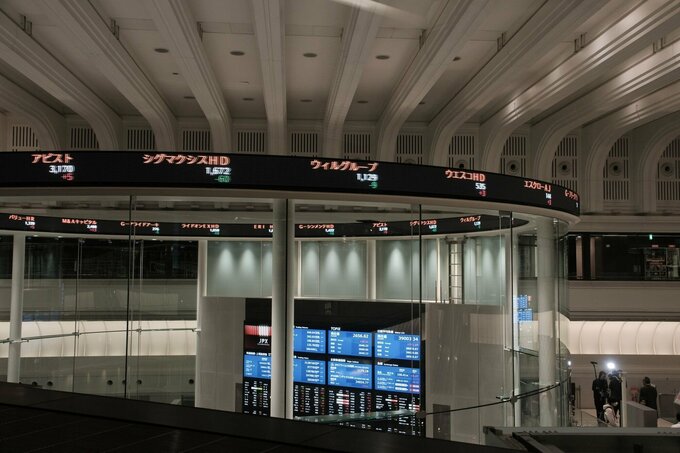 日経平均が約１カ月ぶり安値、決算発表後の米ハイテク株安を懸念