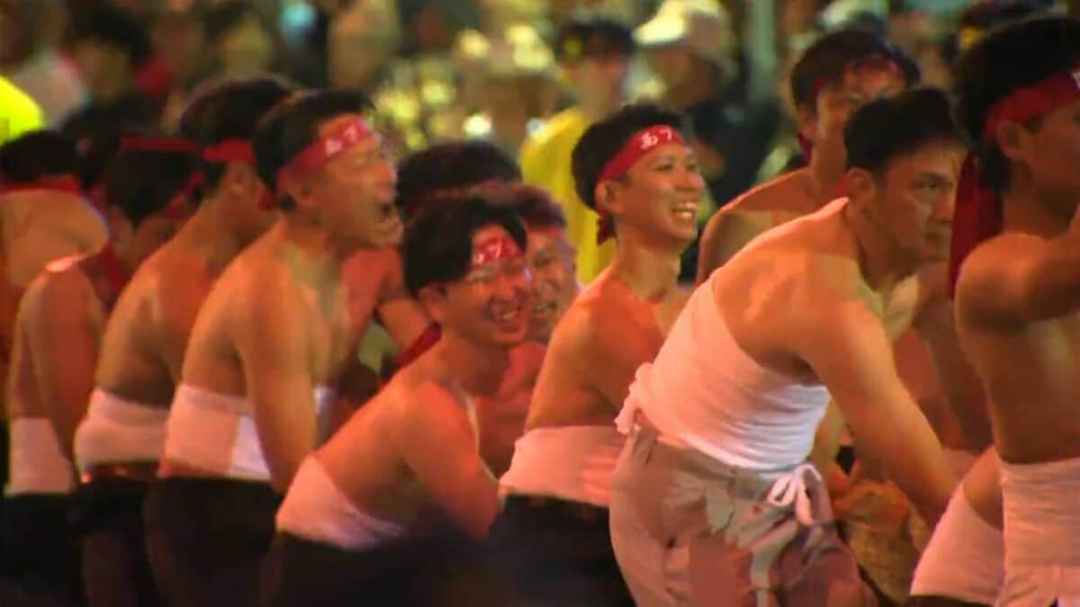 3000人が熱戦　427年目の川内大綱引「1000年と続く祭に」