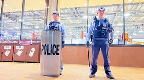 【速報】群馬・沼田市のスーパーにクマが侵入 70代男性客など2人が襲われけが 命に別状なし|TBS NEWS DIG