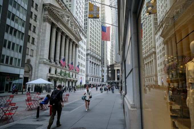 ウォール街で人気のヘッジ戦略、金利ボラティリティー低下で裏目に