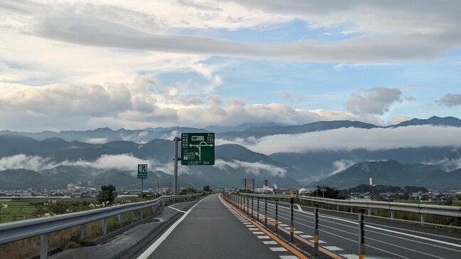 片側１車線の区間 高速道路で事故 運転の女性軽いけが【愛媛】|TBS NEWS DIG