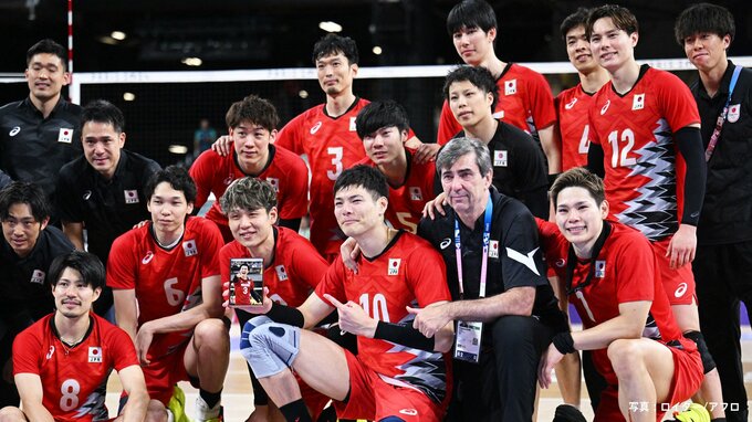 涙のベスト8敗退　石川主将「最高のチームだった」退任のブラン監督は「非常に誇りに思います」【パリ五輪】|TBS NEWS DIG