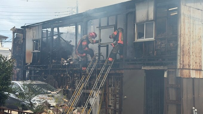 さいたま市桜区で住宅全焼する火事　住人の女性（85）と連絡とれず|TBS NEWS DIG