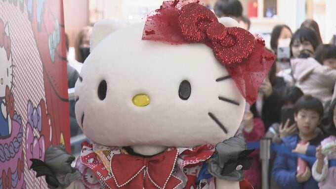 ハローキティがやってきた！50周年を祝って全国ツアー　富山では600人が歓声　|　富山のニュース｜天気・防災｜チューリップテレビ