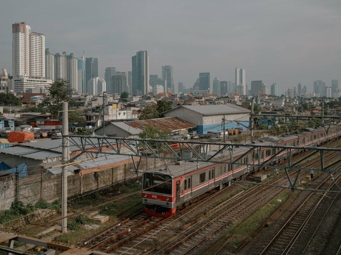 インドネシア市場、トリプル安－政府・中銀の説明後に信認問題深刻化