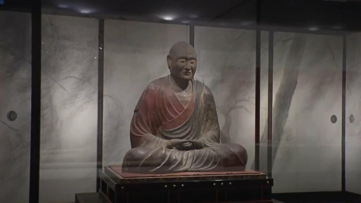 唐招提寺の鑑真和上座像など国宝も 「悠久の絆 奈良・東北のみほとけ展