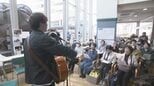 避難生活の心の支えに 交流拠点「あつまらんけ NOTO 金沢」リニューアル 地震で家族4人を亡くした元警察官・大間圭介さんが弾き語り|TBS NEWS DIG