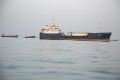 ホルムズ海峡の通航、ほぼ停止状態－イランが初めて船舶拿捕| TBS CROSS DIG with Bloomberg