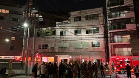 【速報】東京・渋谷区 4階建てビルで火災 80代女性が意識不明の重体 50代男性もけが|TBS NEWS DIG