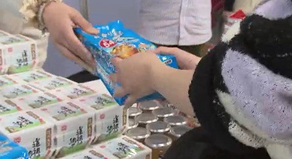 物価高騰の中…子育て家庭向けに食料など提供する「フードドライブ」　コメなど食料品や日用品など約1000点を提供　長野市　|　SBC NEWS | 長野のニュース | SBC信越放送