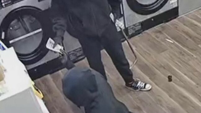 「悔しい」防犯カメラに一部始終が…コインランドリーで窃盗相次ぐ わずか3分の犯行 福島・いわき市|TBS NEWS DIG