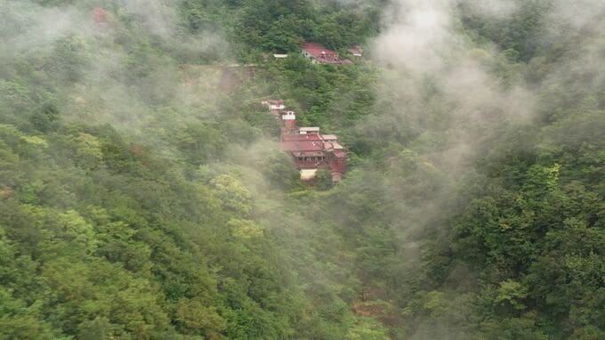 まるでジブリ？「天空の要塞」と呼ばれる〝廃墟〟景観…知られざる「若松鉱山」に潜入！|TBS NEWS DIG