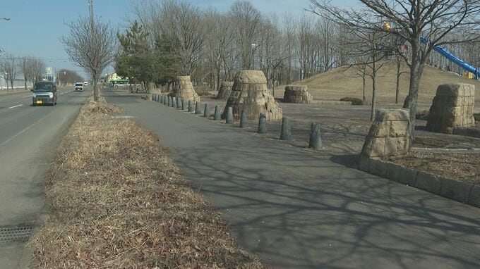 「刃物で刺された」共通の知人女性の目前で、23歳男性の腹を…その場で逮捕の26歳男「適当に振るったら、相手に刺さった」北海道苫小牧市|TBS NEWS DIG