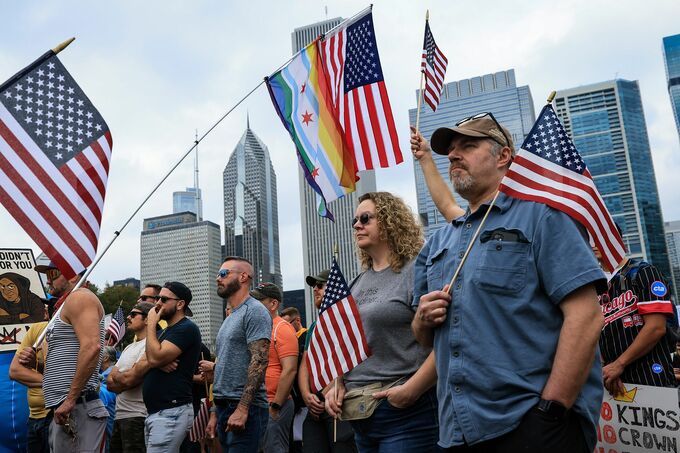 全米で「ノー・キングス」抗議デモ、トランプ氏政策への反対訴え