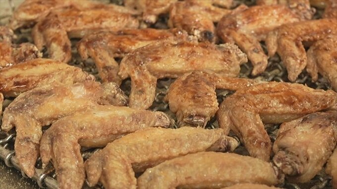 名物グルメが集う「全国うまいもの大会」が岡島で開催　初日は行列ができるブースも|TBS NEWS DIG