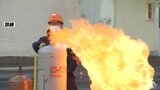 ガス事故特有の対応を訓練で確認 カセットボンベ爆発事故も再現|TBS NEWS DIG