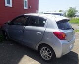 登別で車がアパートに突っ込む 運転の70代男性「アクセルとブレーキを踏み間違えた」 | 北海道のニュース|HBC北海道放送