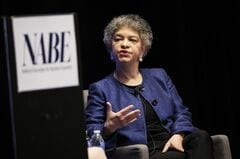 ＦＲＢは次の一手を見極める時間ある、米経済堅調－ボストン連銀総裁| TBS CROSS DIG with Bloomberg