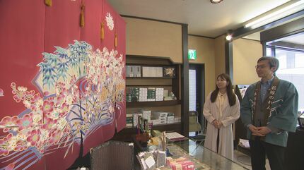娘の幸せを願い贈る「花嫁のれん」 石川県七尾市の一本杉通りも7割の