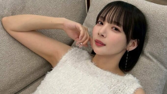 【 役満ボディ・岡田紗佳 】「♡♡♡」白いふわふわドレス姿のオフショットを公開　ファン歓喜「美しすぎます」|TBS NEWS DIG