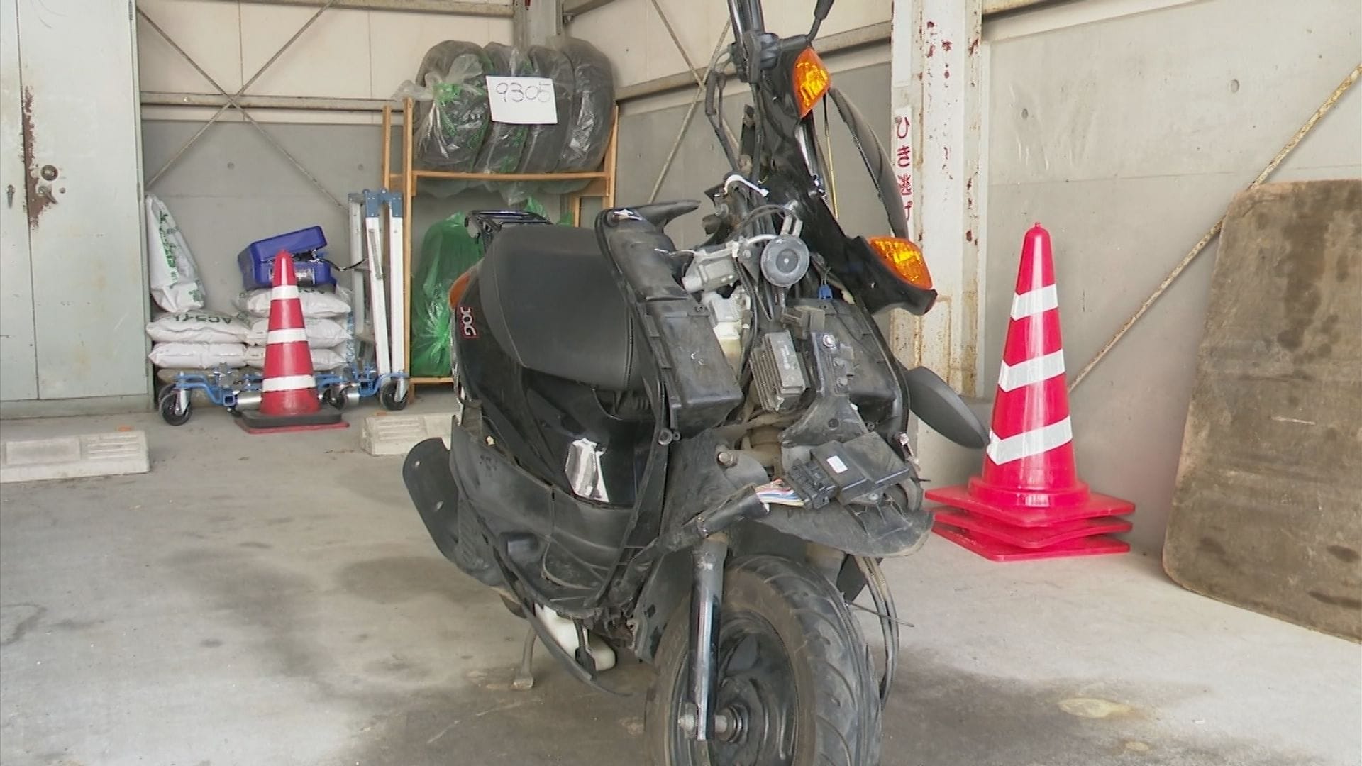 原付バイクの17歳男子高校生が意識不明に 熊本・益城町の交差点で右折