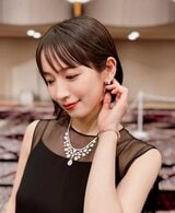 【 吉岡里帆 】　黒ドレス姿のオフショット　「新しい役で髪切りましたっっっスースーします」　ファン反響　「♥里帆さんショートも魅力的」|TBS NEWS DIG