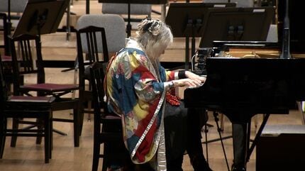 追悼】フジコ・ヘミングさんが語った初恋「一言だけ話したあの人…終戦