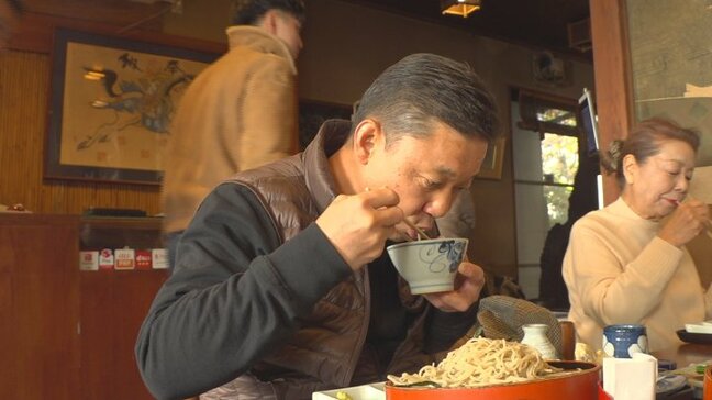 大みそか「年越しそば 」で1年の締めくくり　そば店にぎわう|TBS NEWS DIG