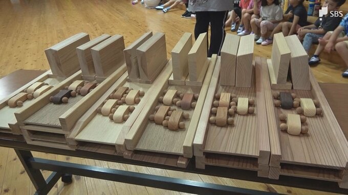 「ちょっとツルツルだった」こども園に手作りの木製おもちゃをプレゼント 建築業者の団体が贈呈=静岡・南伊豆町|TBS NEWS DIG
