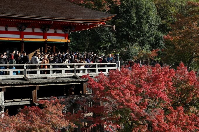 訪日旅行3割がキャンセル､経済損失年末までに1900億円－日中関係悪化