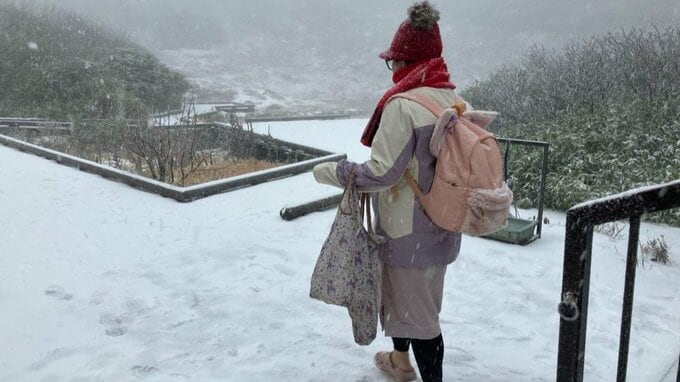 【速報】北海道・大雪山系旭岳で初冠雪　気象庁　|　北海道のニュース｜HBC北海道放送
