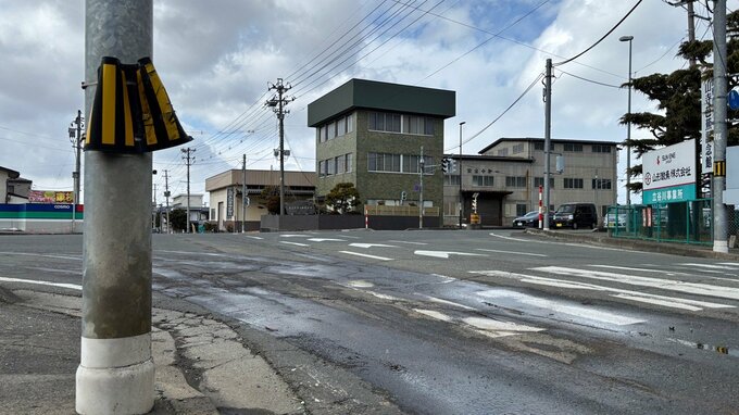 山形市で車が信号のある電柱に激突　男性が死亡　病気の可能性も含め警察が調べる（山形）|TBS NEWS DIG